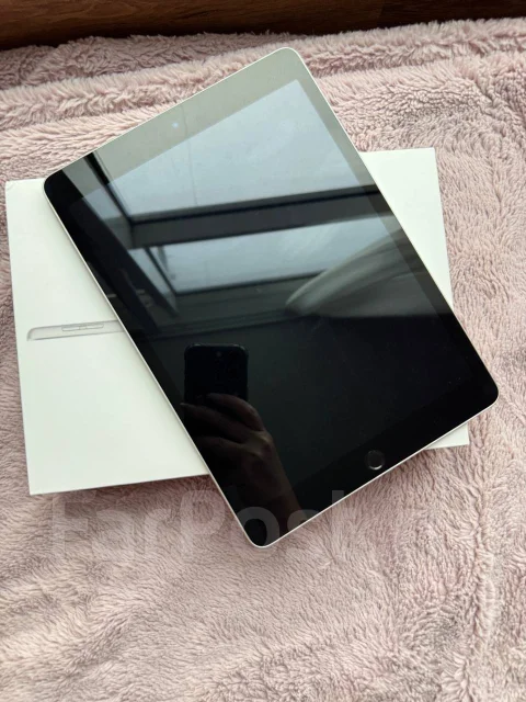 Apple iPad 9. ������ 64 �� ����