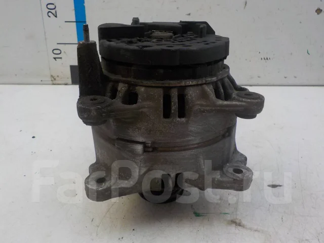 ��������� Skoda Yeti 2009- 03F903023D ����
