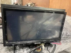 Kenwood MDV-X701 ����