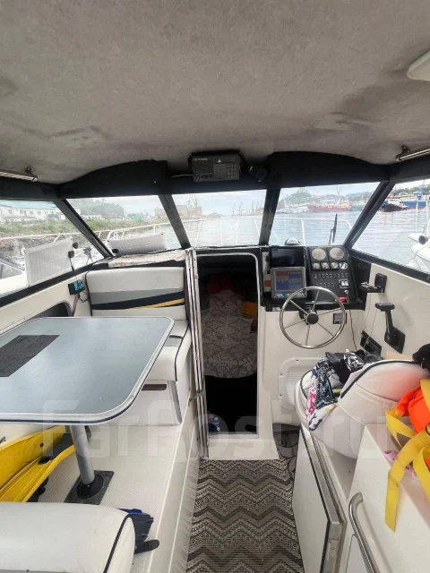 Bayliner. 1992 ���, ����� 7��., ��������� ������������, 230��.�., ������ ����