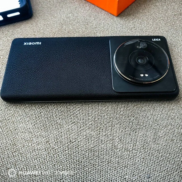 Xiaomi 12s Ultra. �/�, 256 ��, ������, 3G, 4G LTE, Dual-SIM, NFC ����