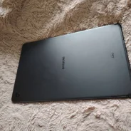 Samsung Galaxy Tab S6 Lite. ������ 64 �� ����