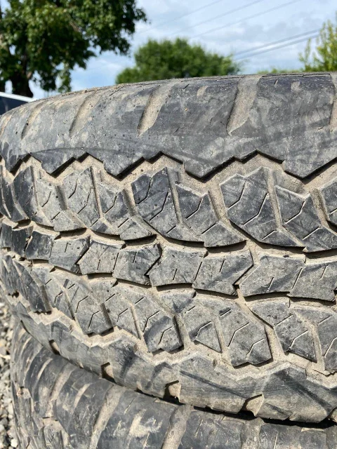 PowerTrac Power Lander A/T. ����� at, �/�, ����� 50 % ����