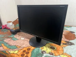 ViewSonic. 20", ���������� �� (LCD, LED, QLED) ����