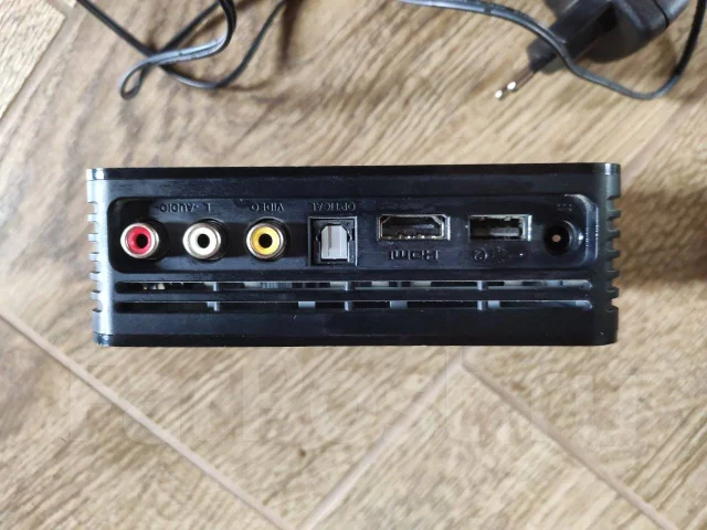 Samsung. LCD (��) ����