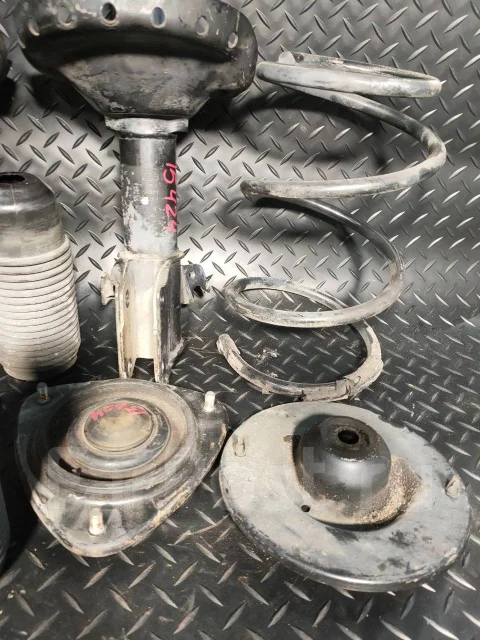 ������ �������� Subaru Legacy BL/BP 20310AG020 ����