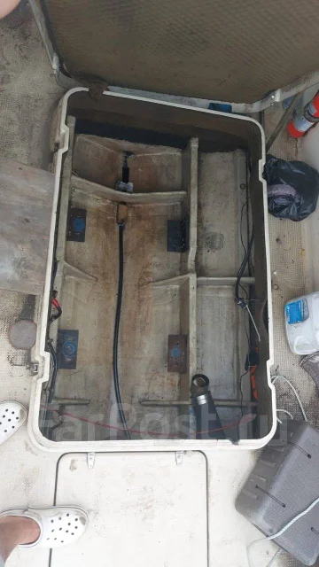 Yamaha FC-27. 1984 ���, ����� 8��., ��������� ������������, 200��.�., ������ ����