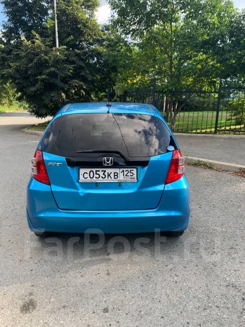 Honda Fit. �������, ��������, 1.3 (100��.�.), ������, 200 000����. �� ����