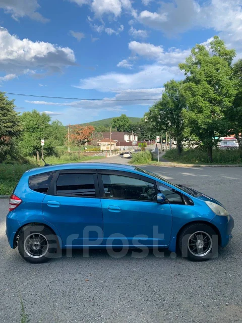 Honda Fit. �������, ��������, 1.3 (100��.�.), ������, 200 000����. �� ����