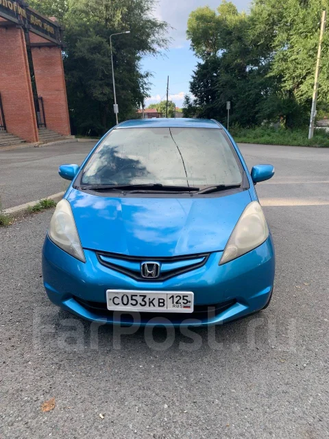 Honda Fit. �������, ��������, 1.3 (100��.�.), ������, 200 000����. �� ����