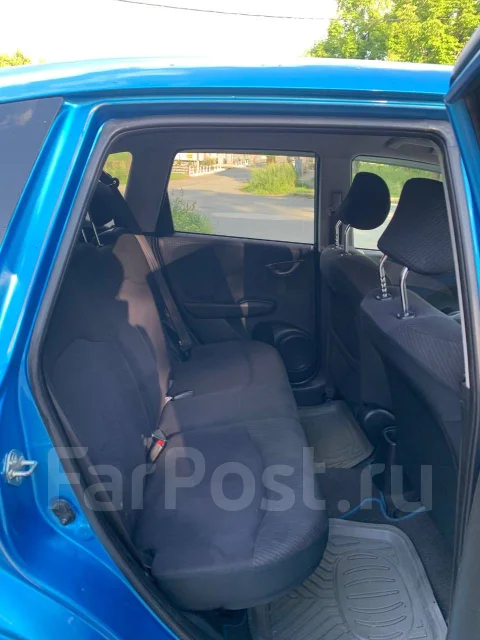 Honda Fit. �������, ��������, 1.3 (100��.�.), ������, 200 000����. �� ����