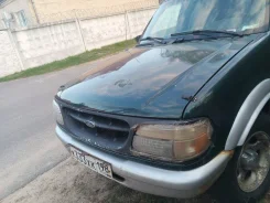 Ford Explorer. 1FMZU24E2XUC29808 ����