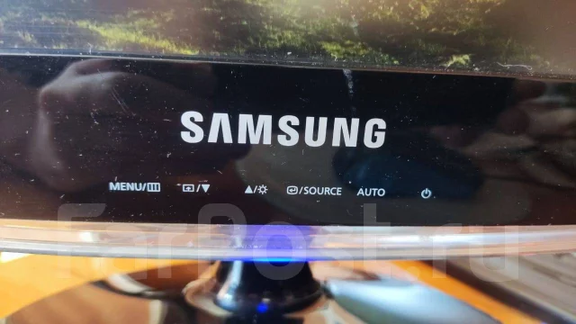 Samsung. 20", ���������� �� (LCD, LED, QLED) ����