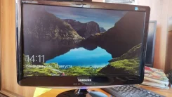 Samsung. 20", ���������� �� (LCD, LED, QLED) ����