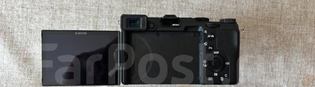 Sony Alpha ILCE-7C Body ����