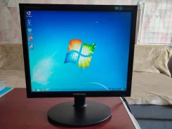 Samsung. 17", ���������� �� (LCD, LED, QLED) ����