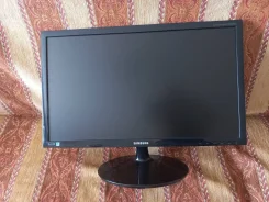 Samsung. 23.8", ���������� �� (LCD, LED, QLED) ����