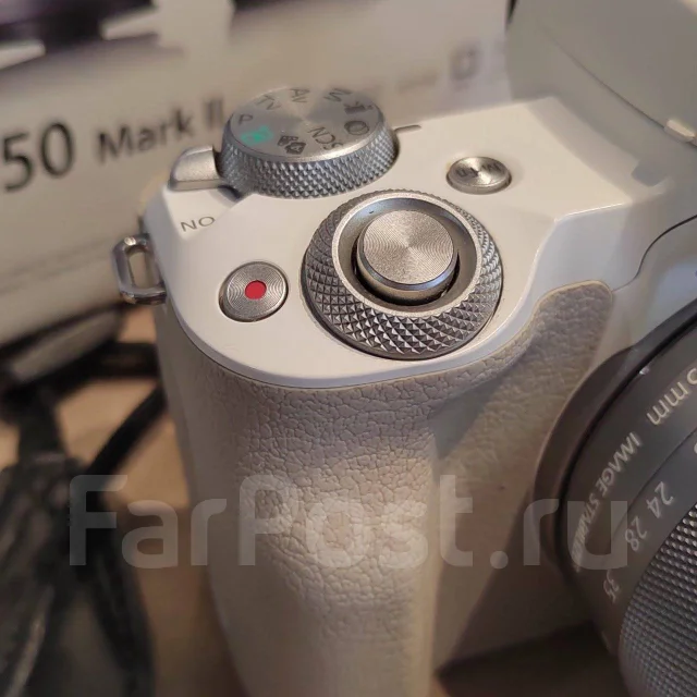Canon EOS M50 Mark II. 20 � ����� ��, ���: 10� ����