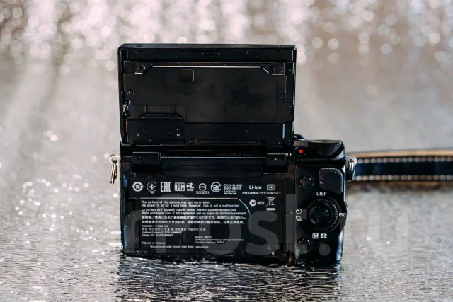 Sony Alpha NEX-5T. 15 - 19.9 �� ����