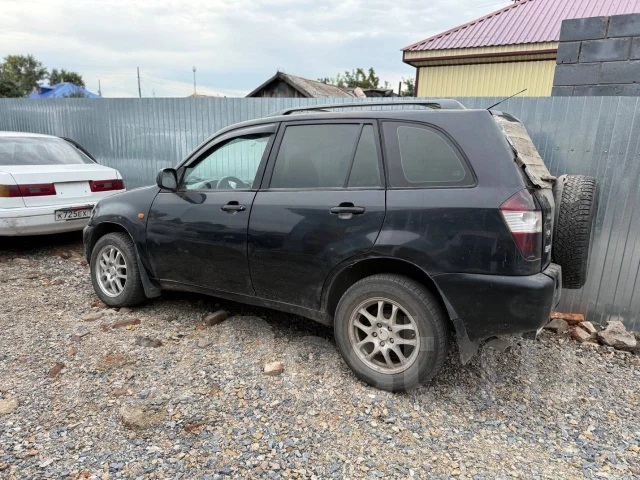 Chery Tiggo T11 ����
