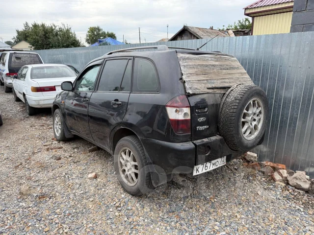 Chery Tiggo T11 ����