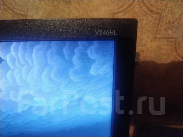Acer. 24" ����