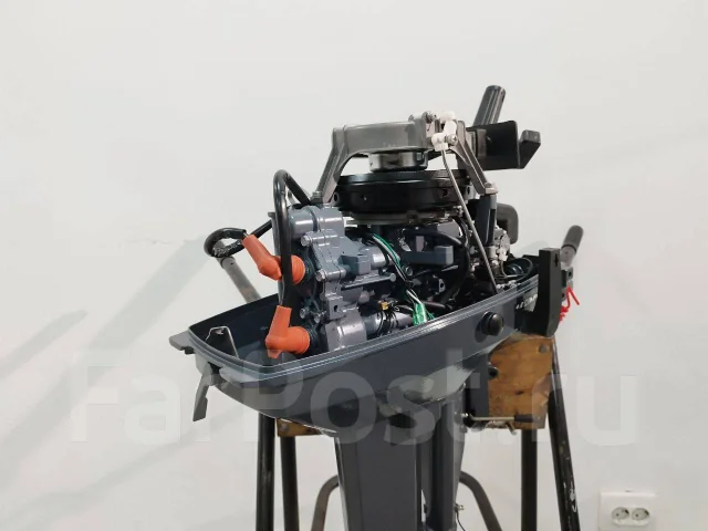 Sea-Pro. 9,8��.�., 2-�������, ����������, ���� S (381 ��), 2026 ��� ����