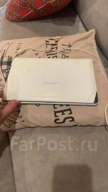 Asus. WiFi: 1, Bluetooth: 1 ����