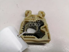������� ��������� VW Passat B8 5Q0121367E 5Q0121367E ����