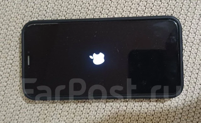 Apple iPhone X. �/�, 64 ��, ������, 4G LTE, NFC ����