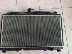 �������� ���������� ��������� Camry AVV50 16400-36260 ����
