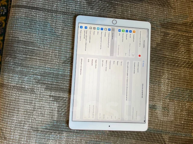 Apple iPad Air 3. 10.5 ������, ������ 64 �� ����