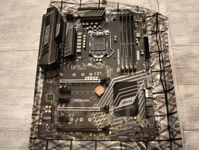 Intel Core i7-8700K ����