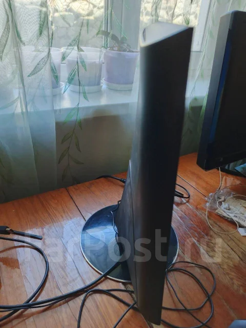 LG. 19", ���������� �� (LCD, LED, QLED) ����