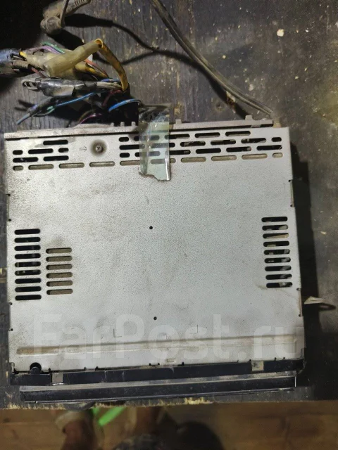 Sony CDX-GT617UE ����