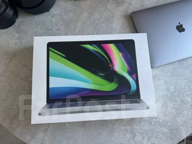 Apple MacBook Pro 13 2022 MNEH3. 13.3", ��� 8 ��, ���� 256���, WiFi: 1, Bluetooth: 1 ����