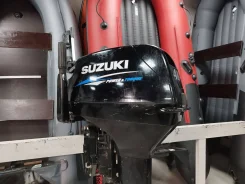 Suzuki. 40��.�., 2-�������, ����������, ���� S (381 ��) ����