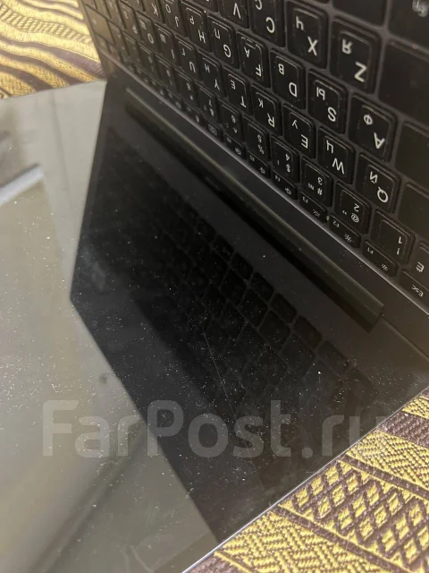 Huawei MateBook 14. 13", 1,8����, ��� 8 ��, ���� 500���, WiFi: 1, Bluetooth: 1, ����������� �� 6��. ����