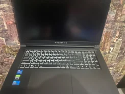 Machenike L17. 17.3", 2,6����, ��� 16 ��, ���� 512���, WiFi, Bluetooth, ����������� �� 2��. ����