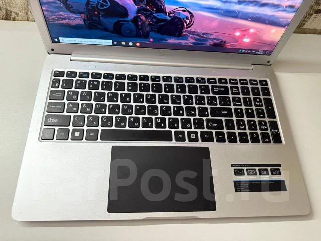 DEXP. 15.6", 1,1����, ��� 8 ��, ���� 128���, WiFi: 1, Bluetooth: 1, ����������� �� 4��. ����