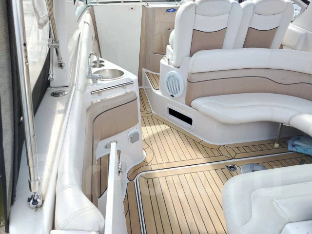 Four Winns. 2007 ���, ����� 8,64��., ��������� ������������, 375��.�., ������ ����