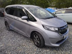 Honda Freed+. �������, ��������, ������, 110����. �� ����