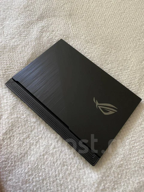 Asus ROG Strix G17. 17.3", 2,6����, ��� 16 ��, ���� 1 000���, WiFi: 1, Bluetooth: 1, ����������� �� 2��. ����