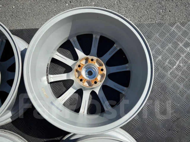 Bridgestone Vaggio. 7.0x17", 5x114.3, ET38, �� 73���. ����