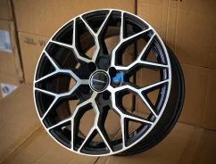 Vossen HF-2. 7.0x16", 4x100, ET35, �� 73,1���. ����