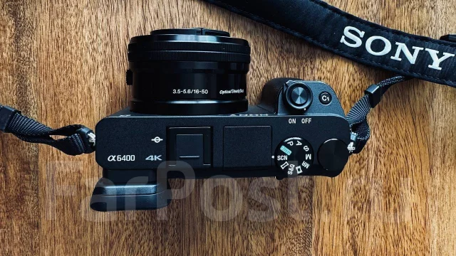 Sony Alpha ILCE-6400 ����