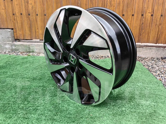 Honda. 6.5x17", 5x114.3, ET40, �� 64,1���. ����