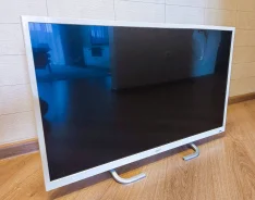 DEXP F32D7000B. LED ����