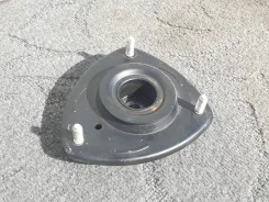 ����� �������� ������ Toyota Vitz SCP10 48609-52010 ����