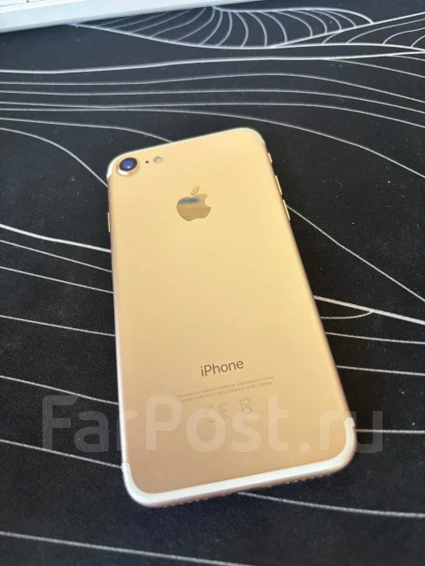 Apple iPhone 7. �/�, 128 ��, ������� ����